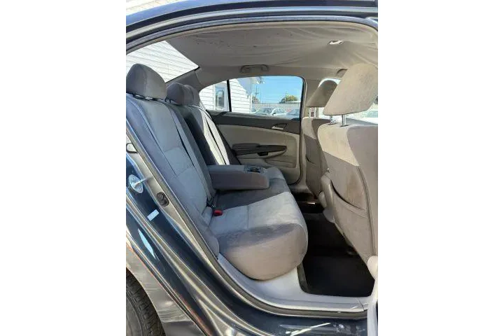 $6399 : Honda Accord 2009 LX 4dr Sed image 9