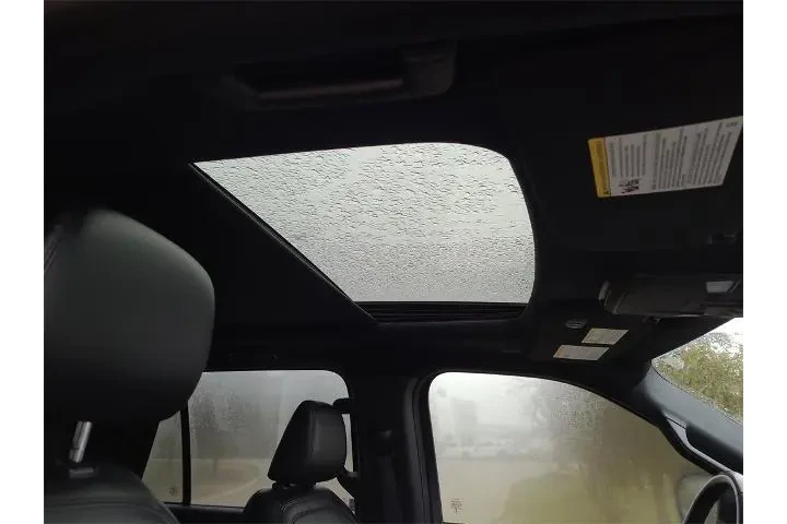 $32245 : Ford Expedition 2021 4x2 Lim image 7