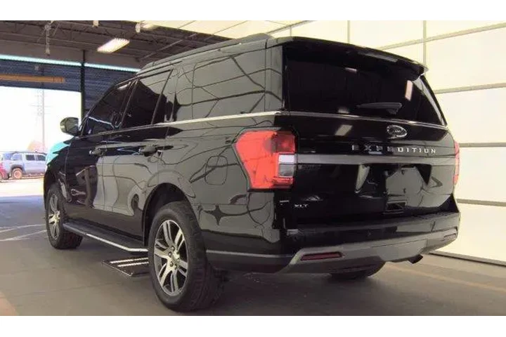 $21991 : Ford Expedition 2022 4x2 XLT image 5