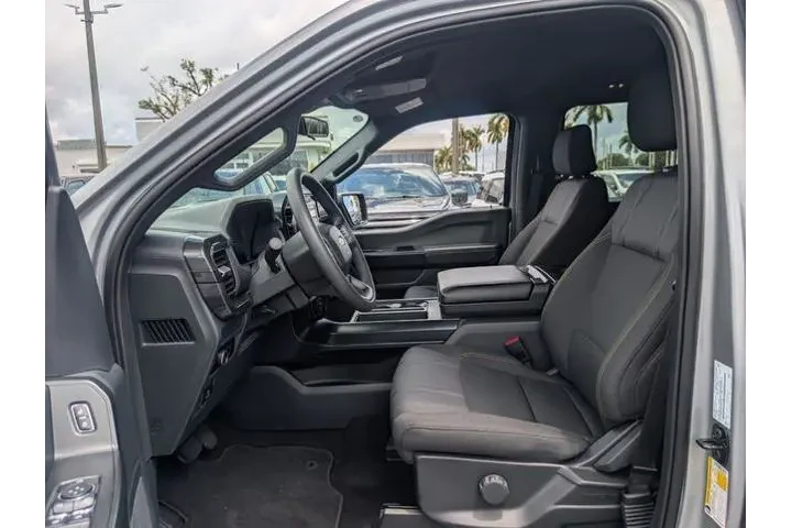 $39997 : Ford F-150 2024 4x4 STX 4dr image 10