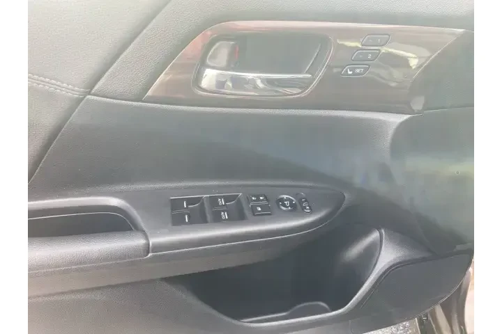 $19950 : Honda Accord Hybrid 2017 Tou image 10