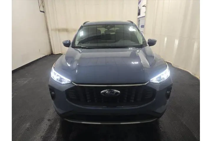 $25493 : Ford Escape Plug-In Hybrid 2 image 2