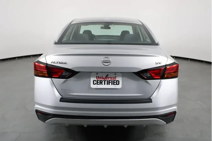 $17987 : Nissan Altima 2023 2.5 SV 4d image 3
