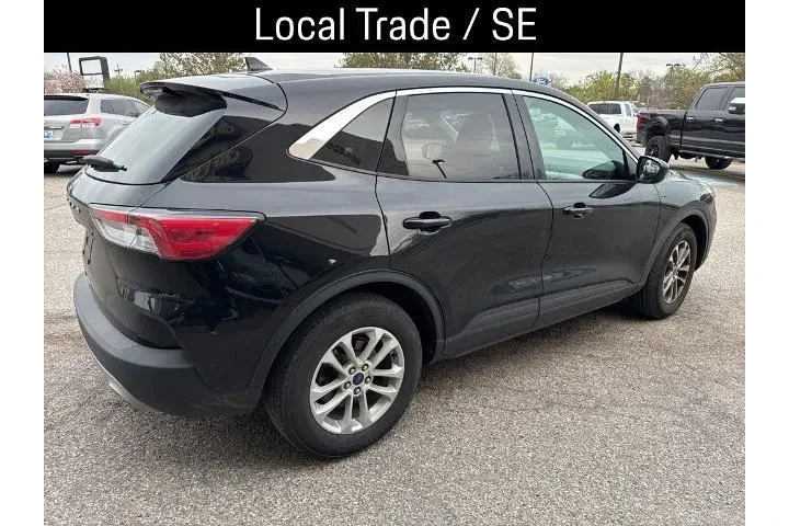 $18628 : Ford Escape 2022 SE 4dr SUV image 9