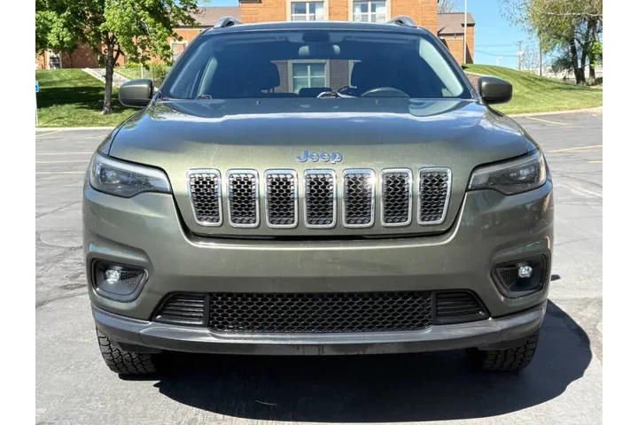 $10900 : 2019 Cherokee Latitude image 7