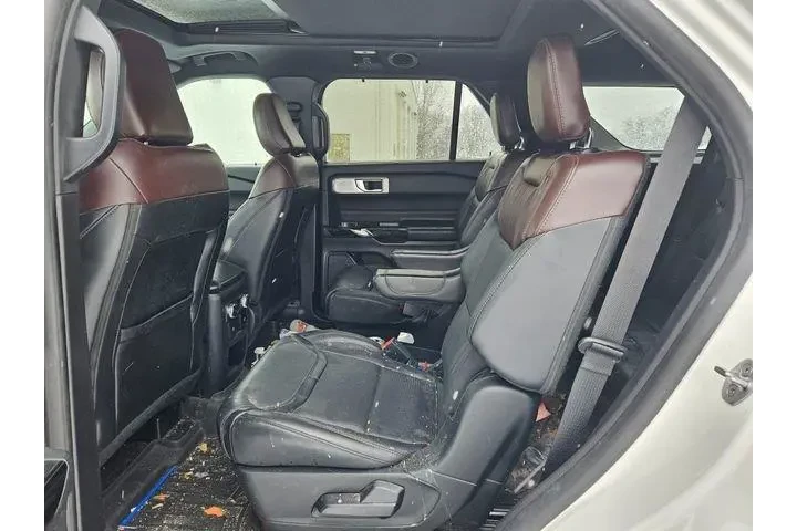 $30000 : Ford Explorer 2021 AWD Plati image 9