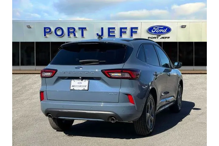 $24520 : Ford Escape 2024 AWD ST-Line image 5