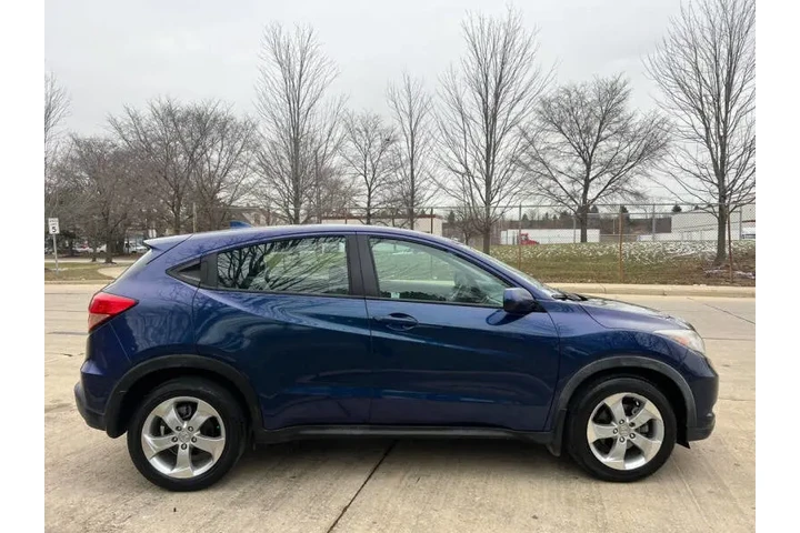 $9997 : 2016 HR-V LX image 8