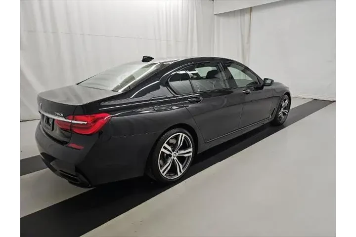 $29990 : BMW 7 Series 2019 AWD ALPINA image 4