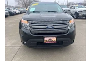 $11950 : 2015 Explorer XLT thumbnail