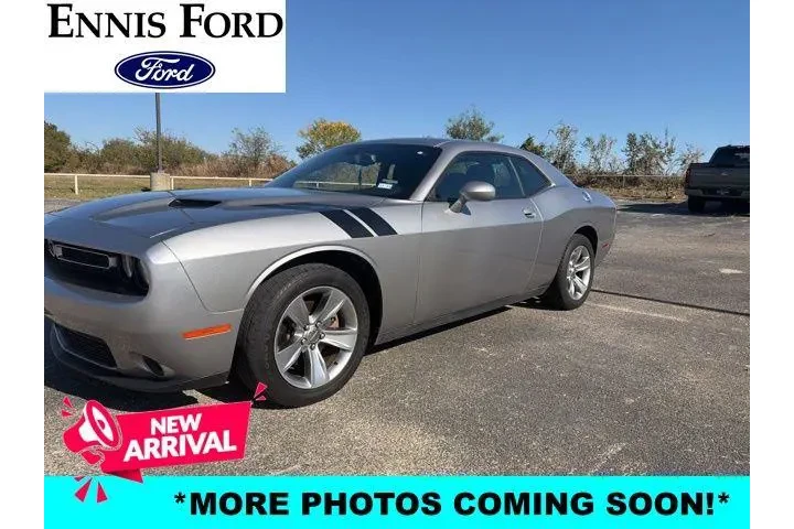 $14495 : Dodge Challenger 2016 SXT 2d image 1