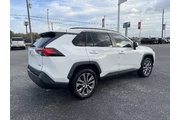 $19981 : Toyota RAV4 2019 XLE Premium thumbnail