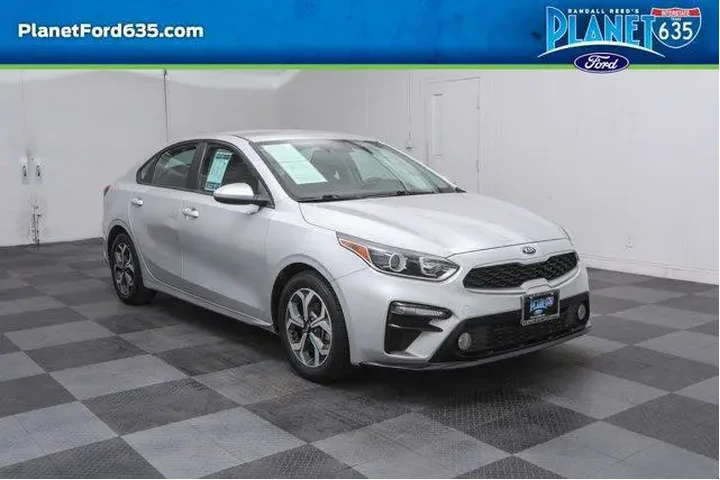 $14556 : Kia Forte 2021 LXS 4dr Sedan image 1