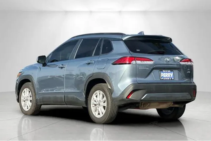 $23495 : Toyota Corolla Cross 2023 AW image 5