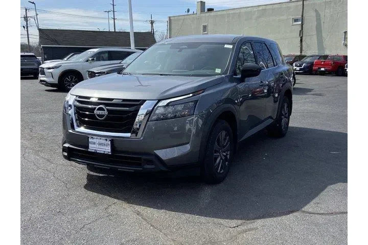 $28105 : Nissan Pathfinder 2024 AWD S image 7