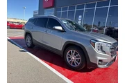 $25032 : GMC Terrain 2024 SLT 4dr SUV thumbnail