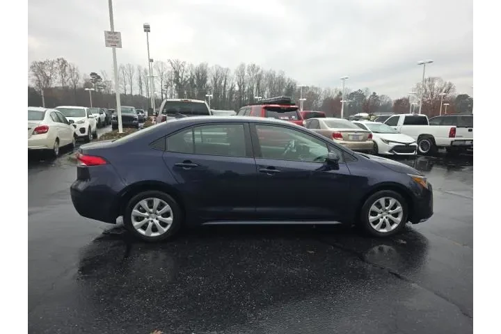 $19473 : Toyota Corolla 2024 LE 4dr S image 5