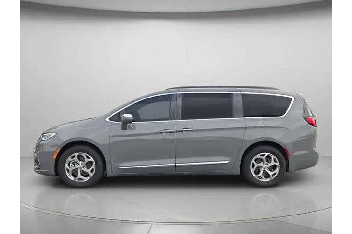 $29991 : Chrysler Pacifica 2022 Limit image 3