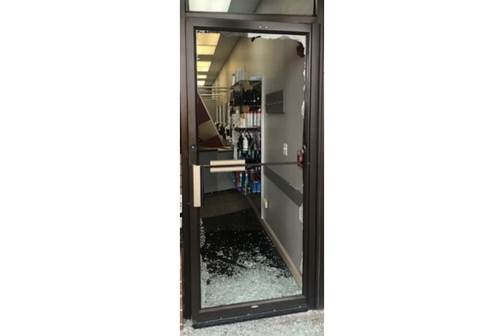 Doors repair image 3