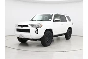 $29998 : Toyota 4Runner 2017 4x4 SR5 thumbnail