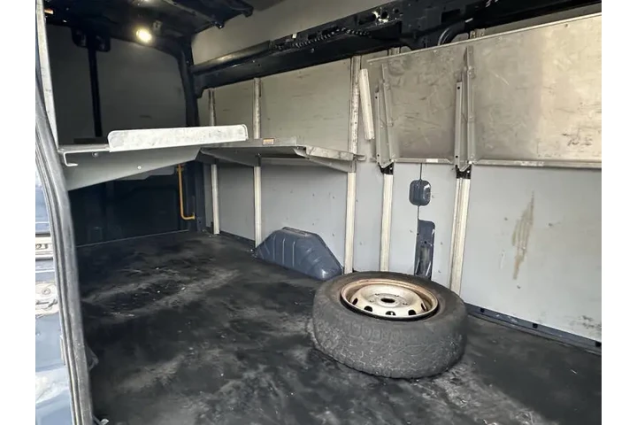 $20999 : 2021 Transit 250 image 5