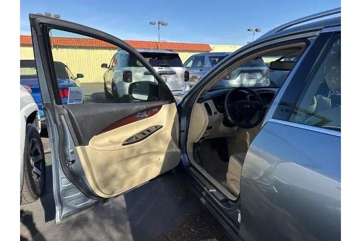 $14136 : INFINITI QX50 2016 4dr Cross image 5