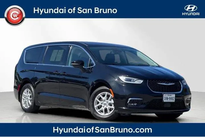 $22215 : Chrysler Pacifica 2023 Touri image 1