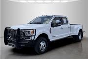 Pre-Owned 2022 F-350 Platinum thumbnail