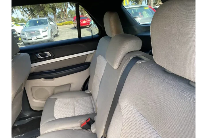 $22999 : 2019 Explorer image 6