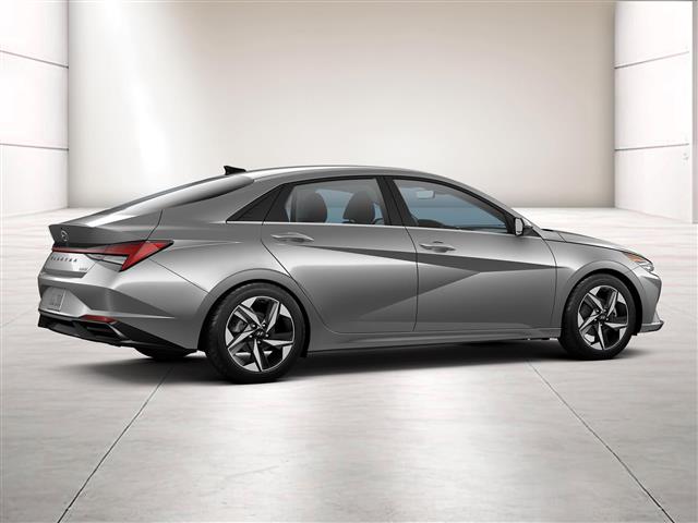 $30560 : New  Hyundai ELANTRA HYBRID Li image 8
