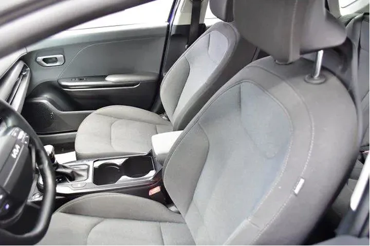 $20994 : Kia K4 2025 LXS 4dr Sedan image 9