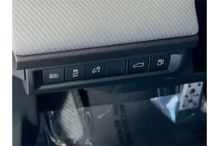 $35900 : Toyota Camry 2026 SE 4dr Sed image 10