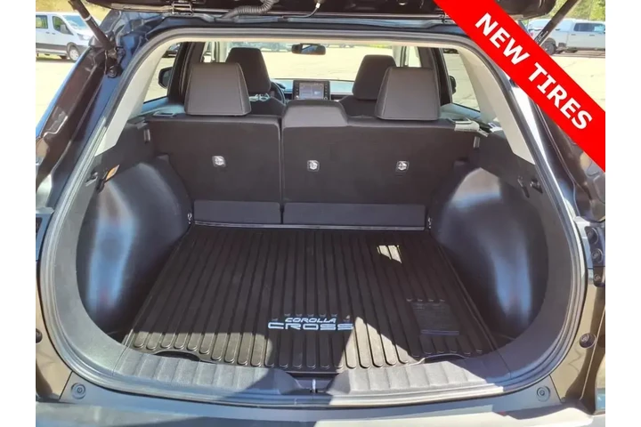 $23800 : Toyota Corolla Cross 2022 AW image 8