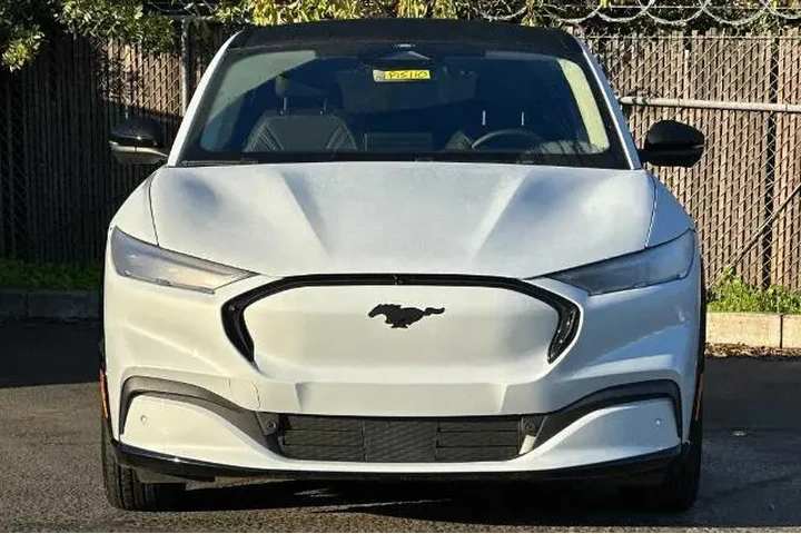 $28987 : Ford Mustang Mach-E 2023 Pre image 6