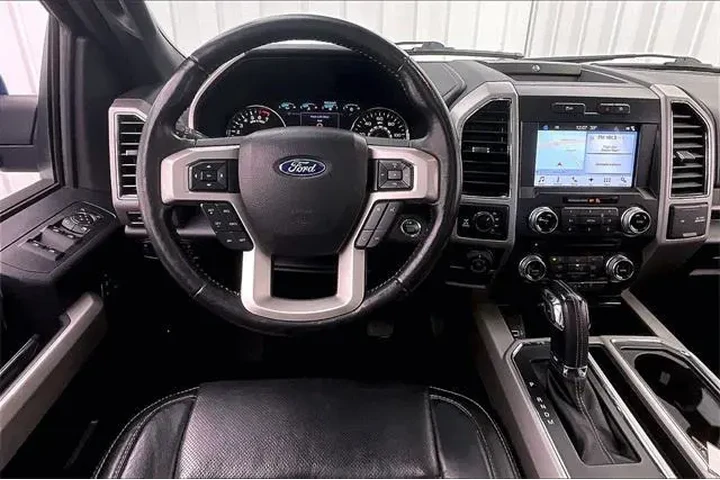 $29490 : Ford F-150 2018 4x4 Lariat 4 image 5