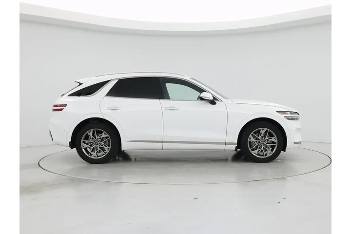 $35998 : Genesis GV70 2023 AWD 2.5T S image 7
