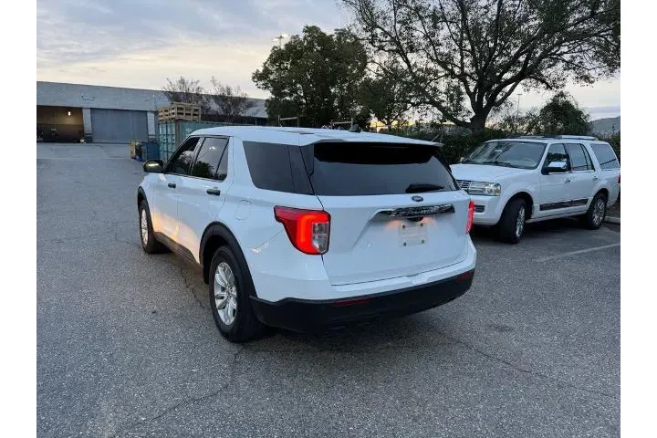 $21800 : Ford Explorer 2021 Base 4dr image 4