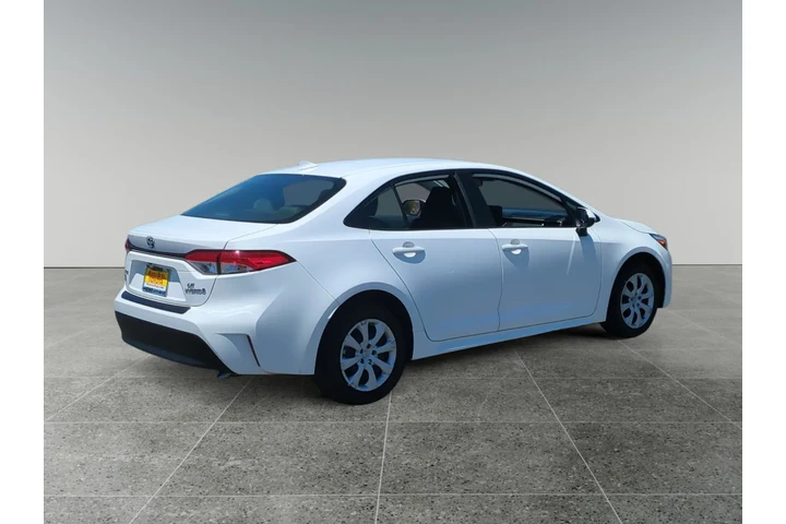 $26524 : Toyota Corolla Hybrid 2023 S image 9
