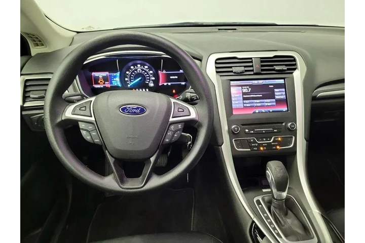 $12998 : Ford Fusion 2016 SE 4dr Seda image 10