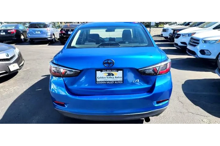 $9999 : 2016 iA image 4