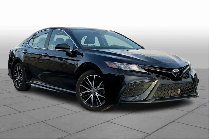 $26238 : Toyota Camry 2023 SE 4dr Sed image 2