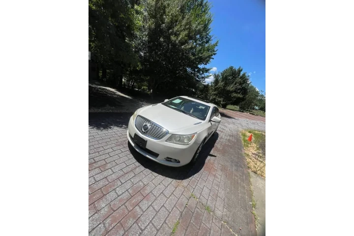 $5999 : 2011 LaCrosse CXS image 2