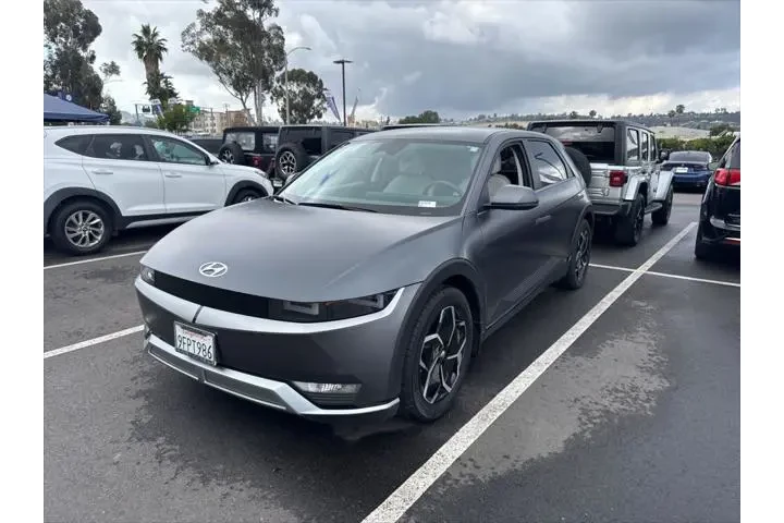 $26995 : Hyundai IONIQ 5 2023 SEL 4dr image 1