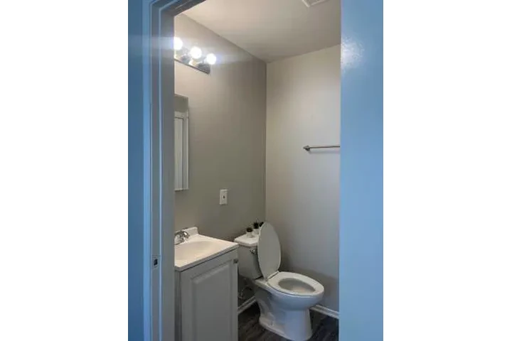 $2395 : Apartmento de 2 recamaras image 1