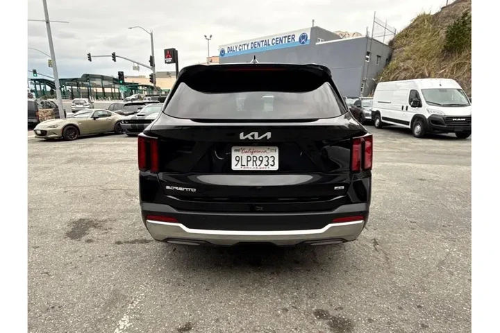 $29388 : Kia Sorento 2024 AWD S 4dr S image 8