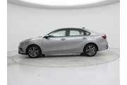 $18998 : Kia Forte 2024 LXS 4dr Sedan thumbnail