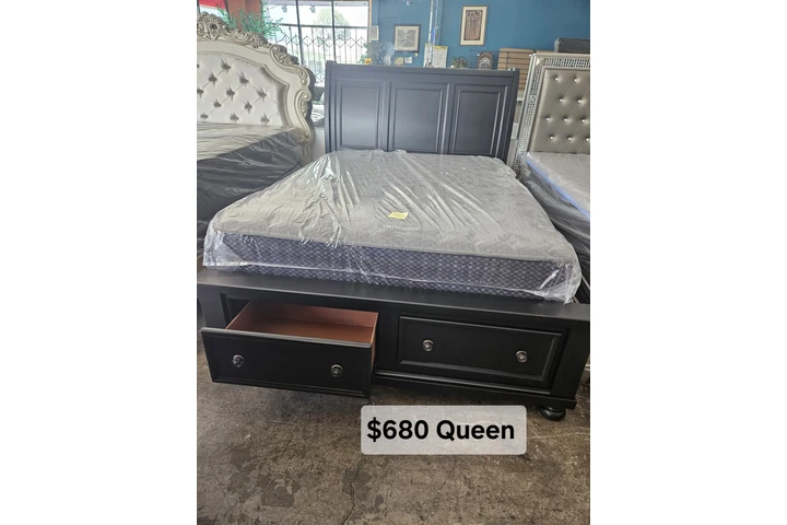 $550 : Karina’s Furniture image 2