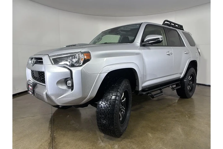 $38492 : 2021 4Runner TRD Off-Road Pre image 2