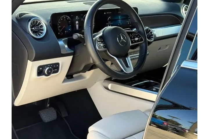 $27989 : Mercedes-Benz GLB 2022 GLB 2 image 7