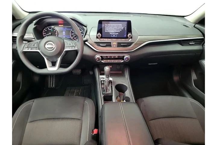 $21998 : Nissan Altima 2025 2.5 SV 4d image 9
